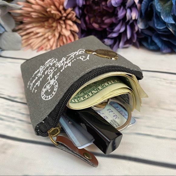 Small Canvas Vintage Coin Purse with Charms - Picture 7 of 8